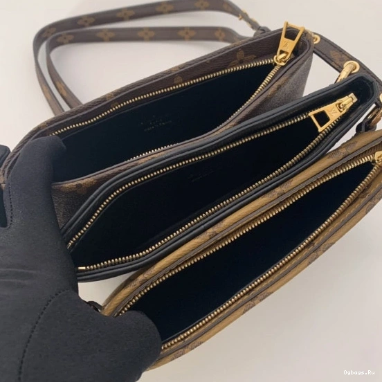 LV3 LOUIS VUITTON POUCHE 0323